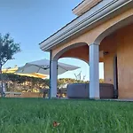Villa Margot-garden & Whirpool -5 Min To The