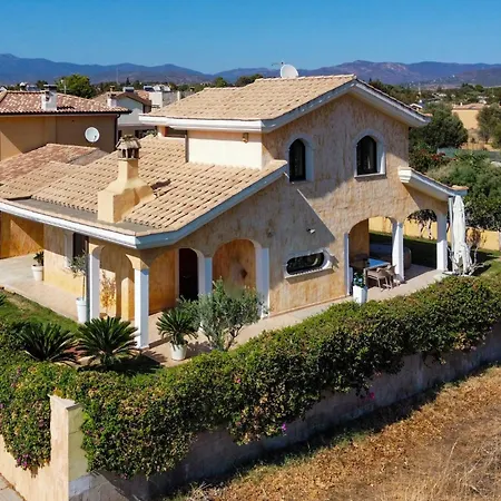 Margot-garden & Whirpool -5 Min To The Villa *