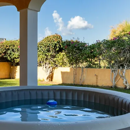Villa Margot-garden & Whirpool -5 Min To The Quartu SantʼElena